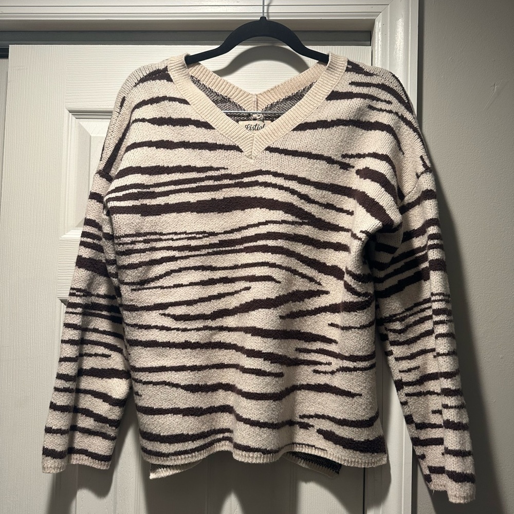 Listicle Zebra Print Sweater - Medium